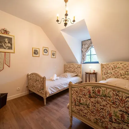 Les Caleches De L'hotel De Beaumont Holiday home *