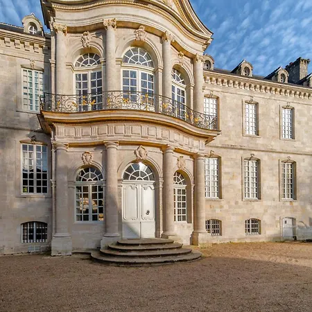 Les Caleches De L'hotel De Beaumont *