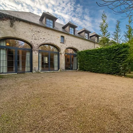 Les Caleches De L'hotel De Beaumont Holiday home