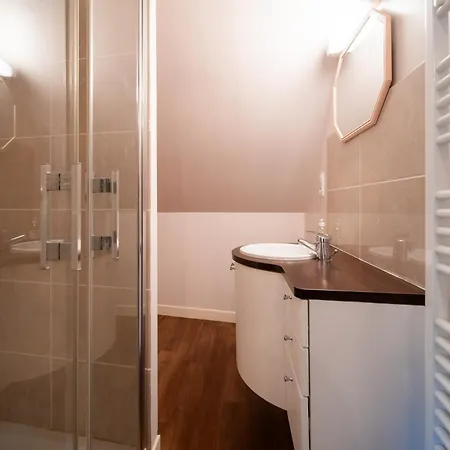 בית נופש Les Caleches De L'hotel De Beaumont ולונס