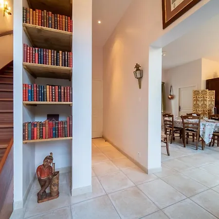 Les Caleches De L'hotel De Beaumont ולונס